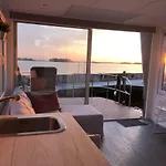 Tiny Loft Boat Loosdrecht